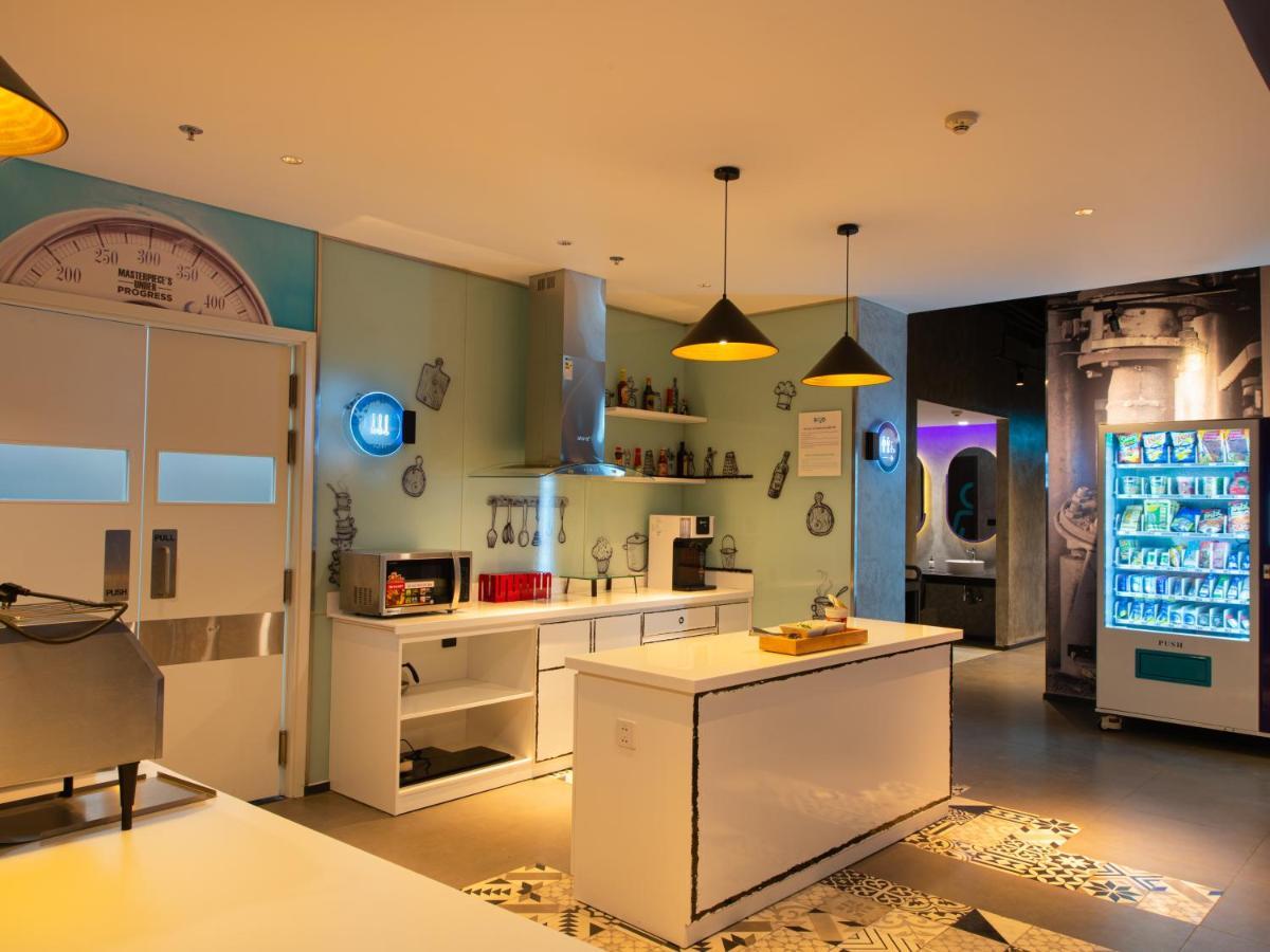 Tru By Hilton Hoa Binh City Centre Экстерьер фото